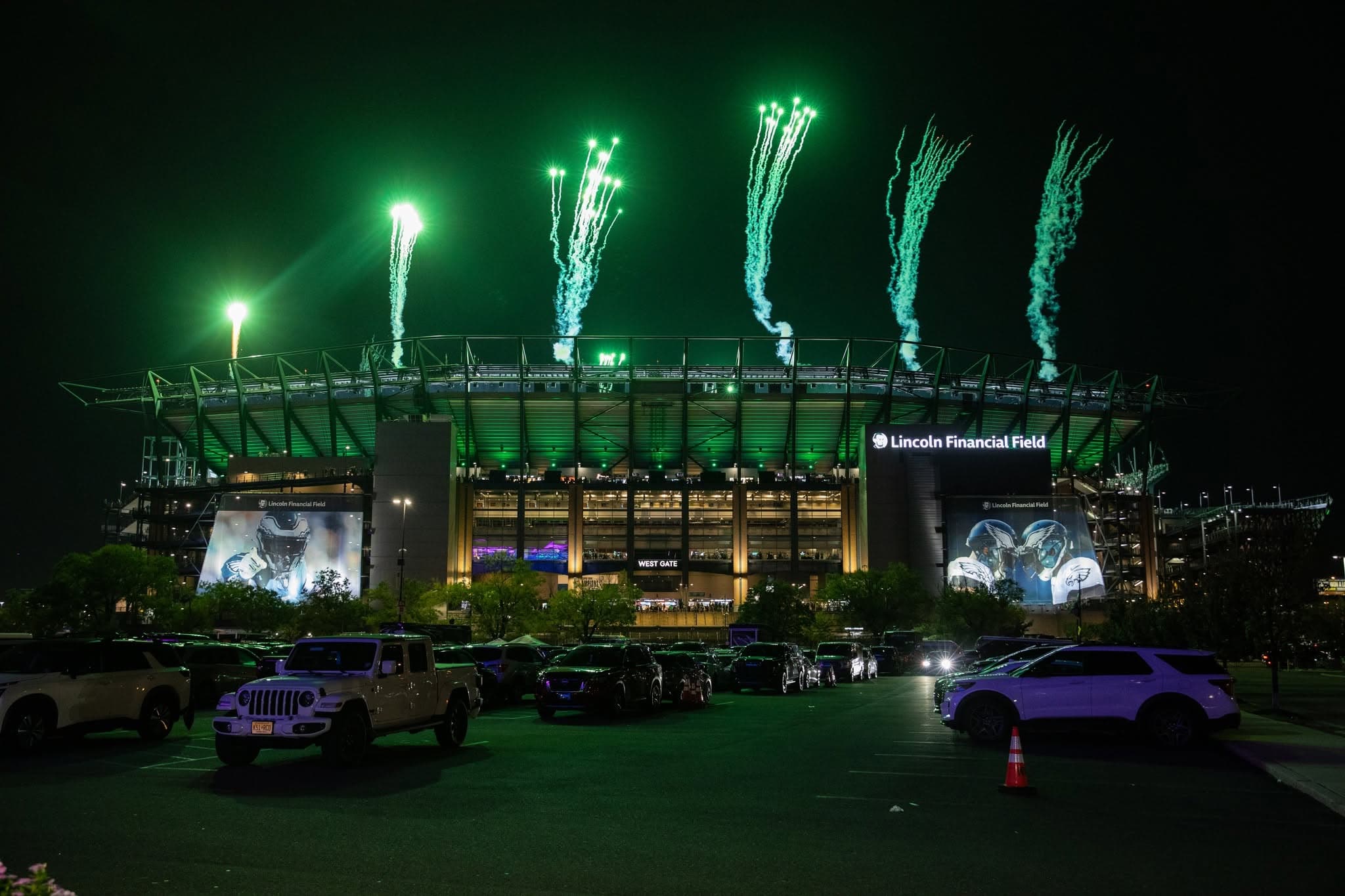 General view of Lincoln Financial Field packed with Philadelphia Eagles fans on game day